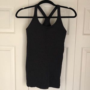 Ebb To Street Tank EUC